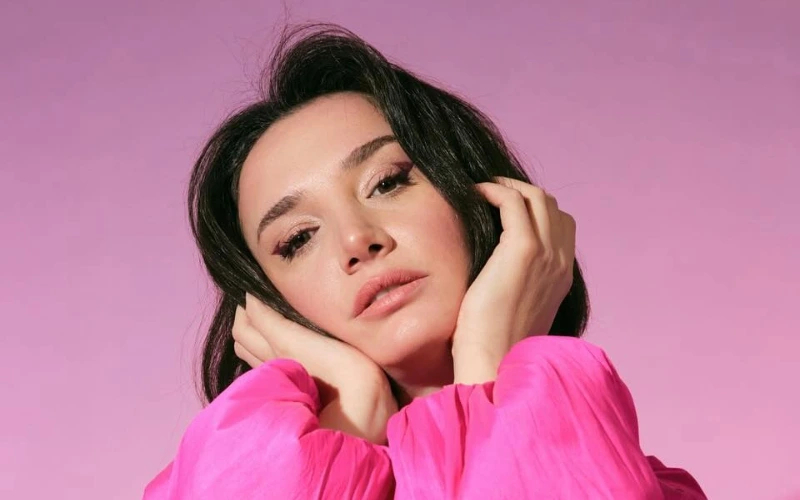 Kübra Sevimgin'ile Deliriyo Muyuz?