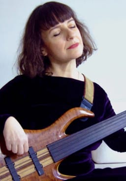 Asena Akan  Contempo