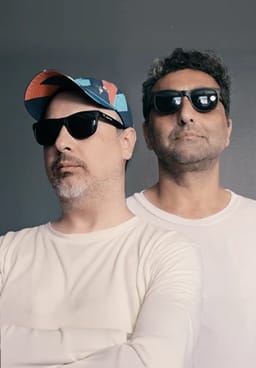 Cemiyette Pişiyorum