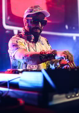 Dj Hakan Küfündür