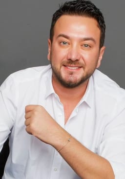 Onur Büyüktopçu