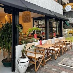Zoi Pub Alsancak logo
