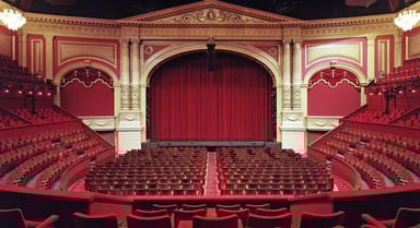 Mayıs Ayı Tiyatro Oyunları