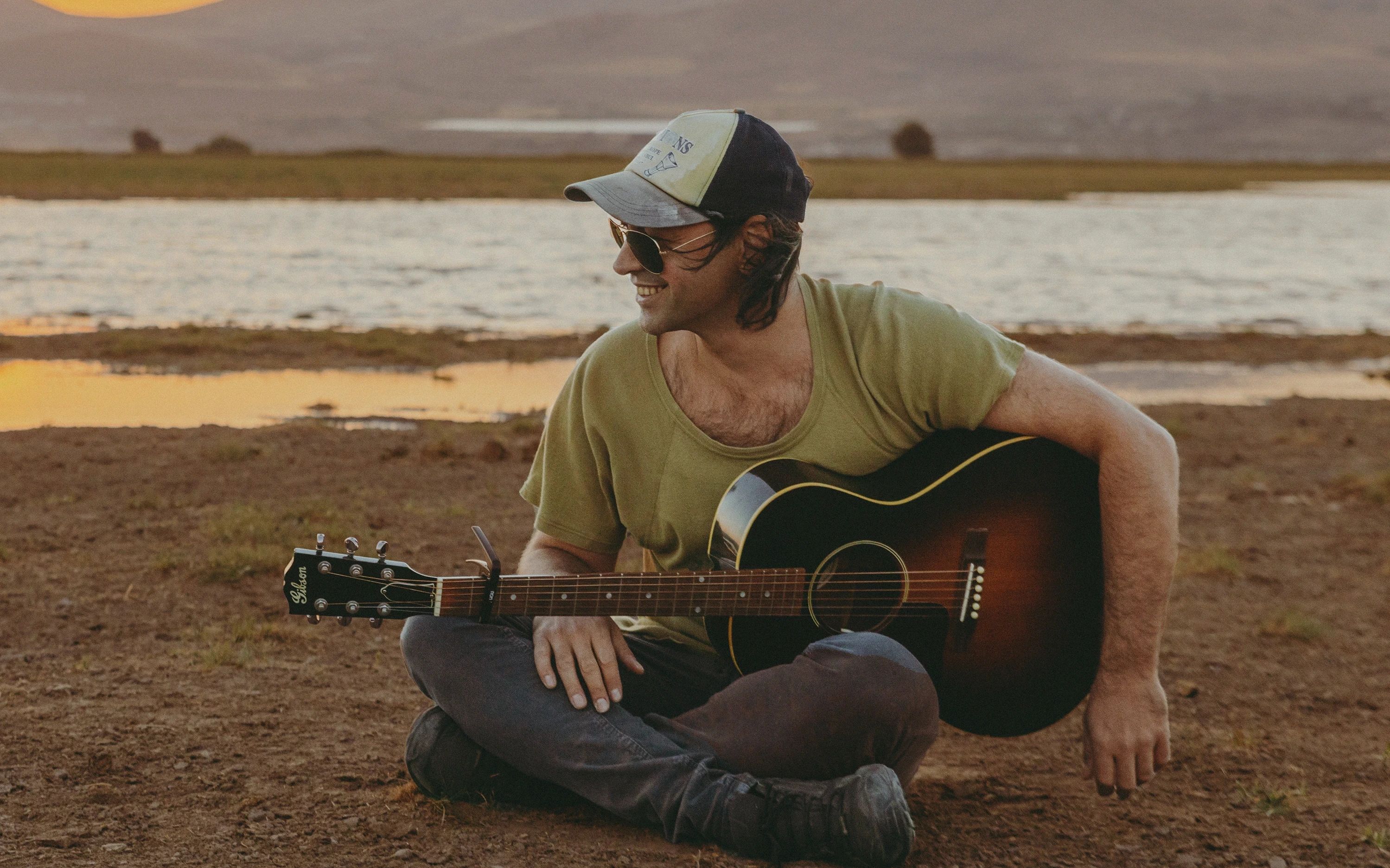 %100 Akustik: Kaan Tangöze Konseri