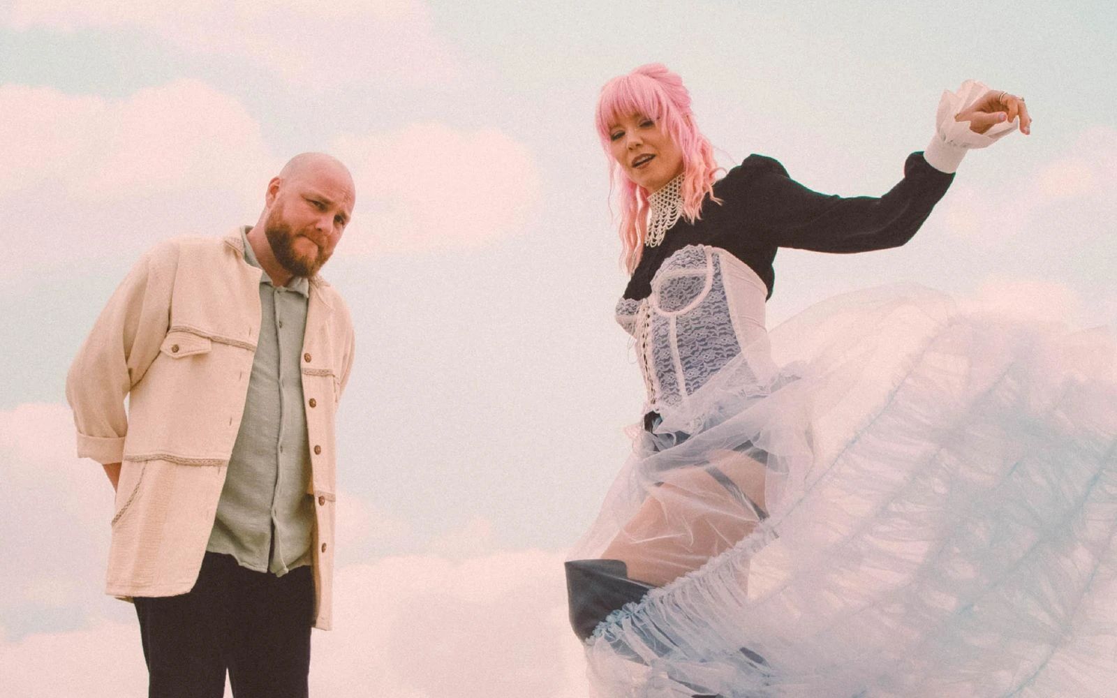 %100 Müzik Sunar: New Constellations