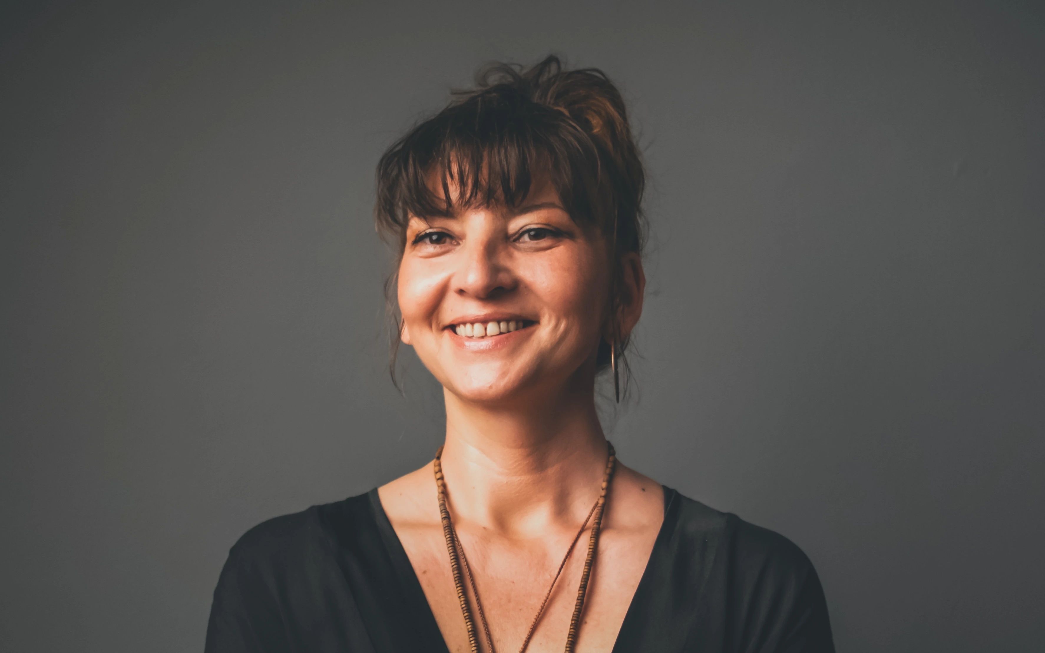 Güler Özince poster