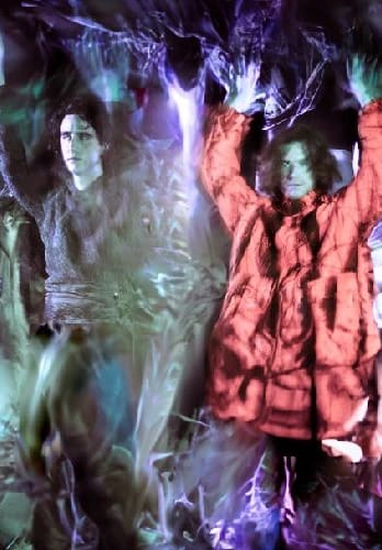 %100 Müzik Sunar: Machine Girl, Öncesi: Frozen Clouds