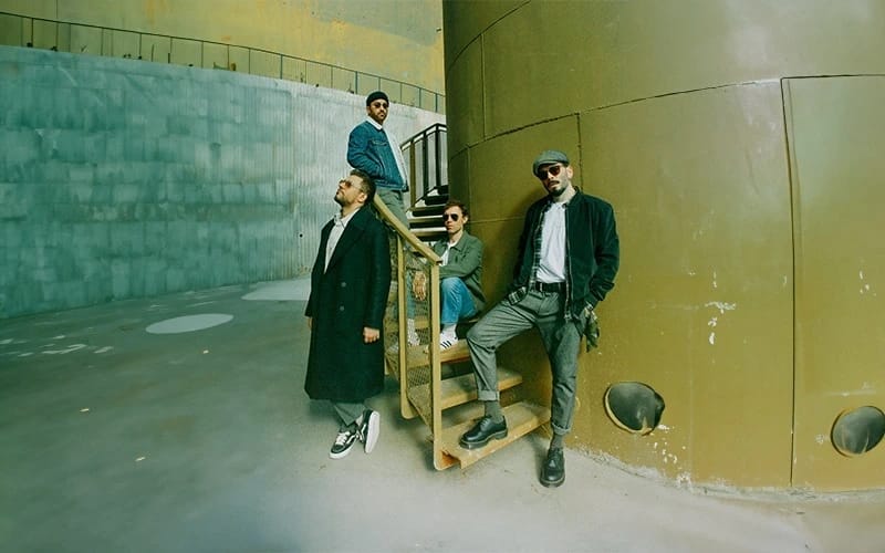 Adamlar - Sevgililer Günü Özel