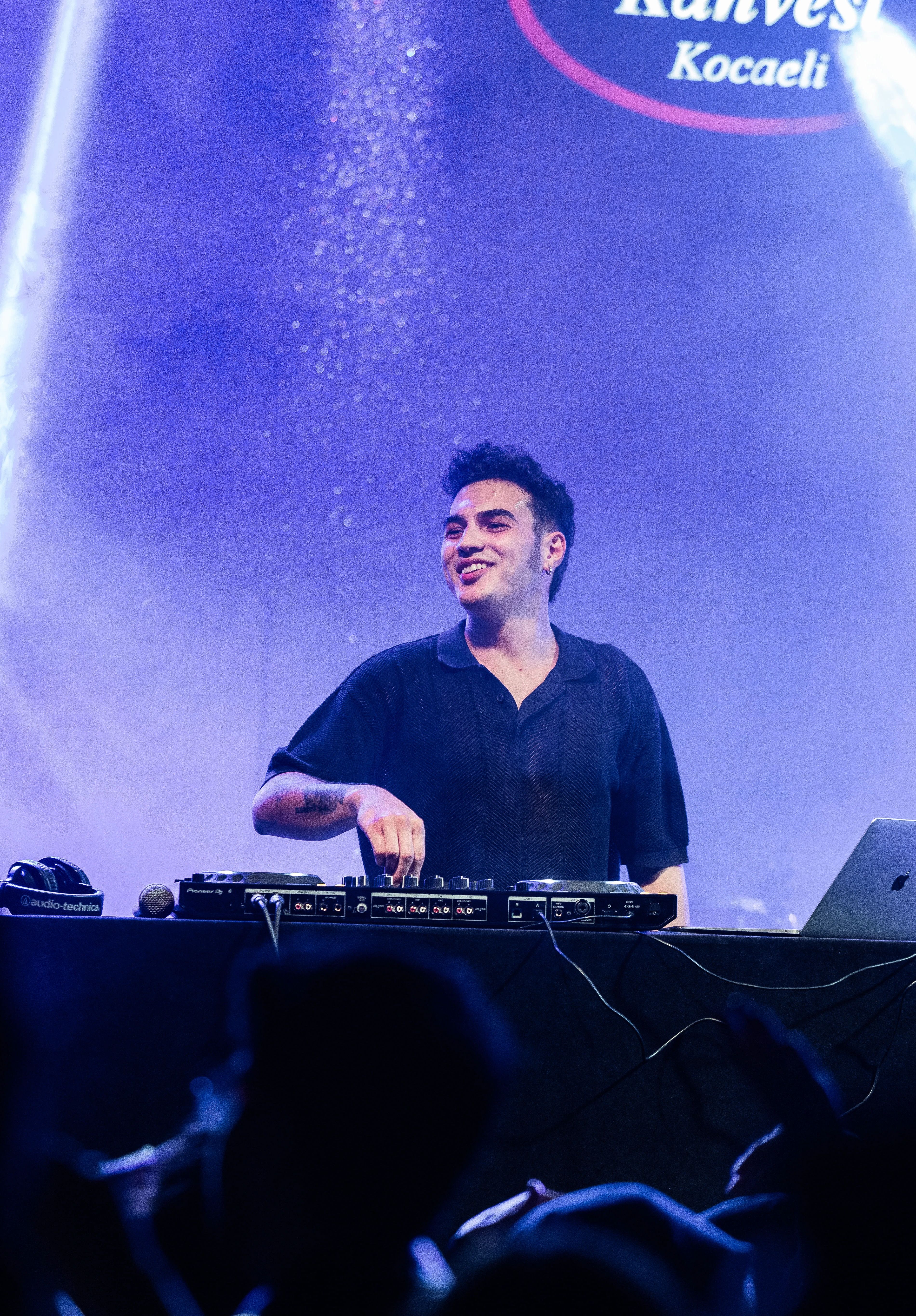 All Nights 90's Dj Mehmet Taş