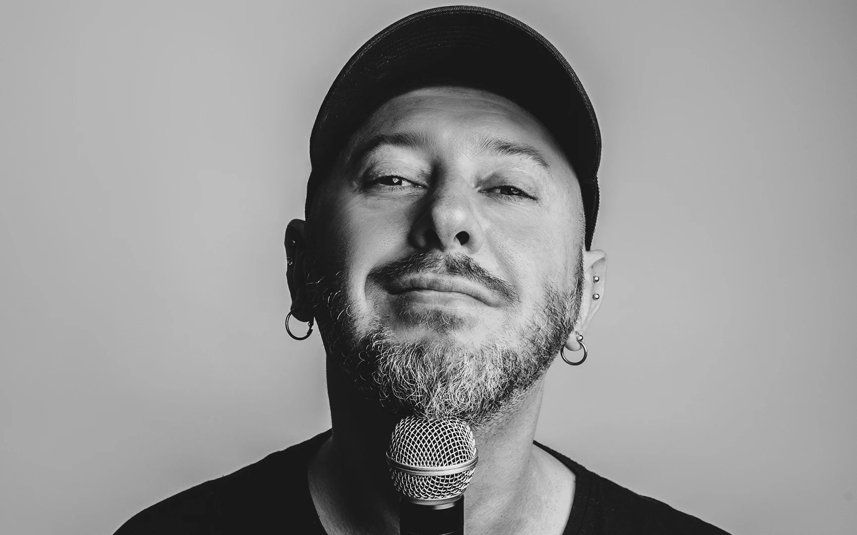 Alpay Erdem - Kolsuz Tişört - Stand Up