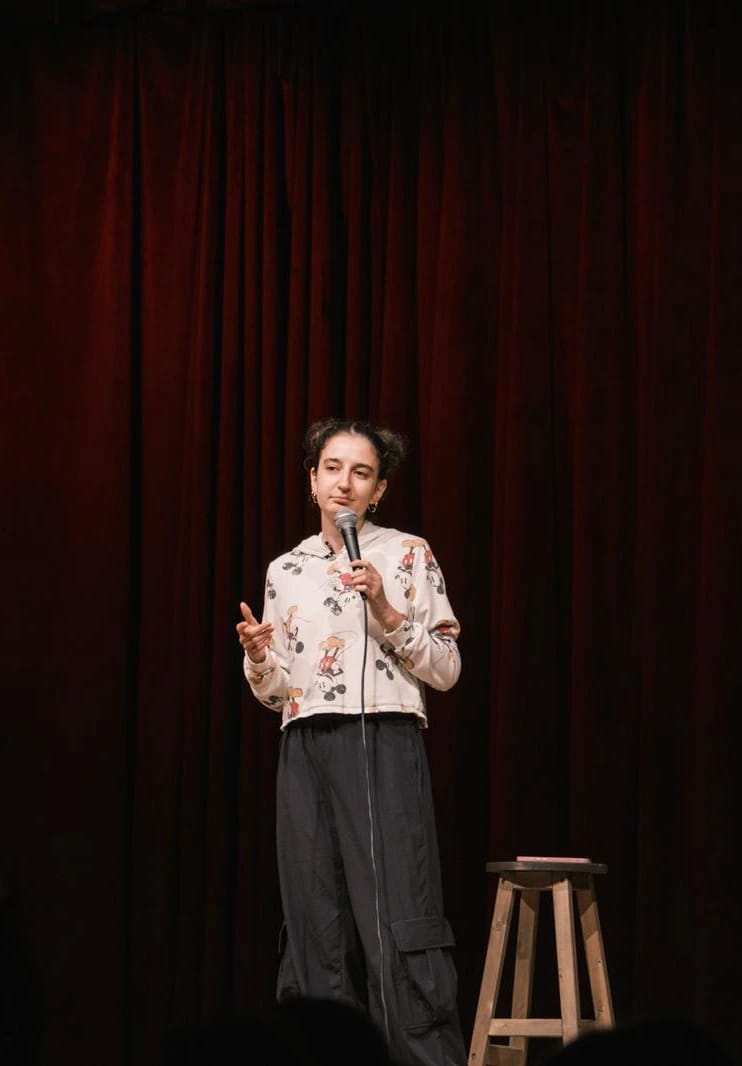 Ayşegül Doğan Stand up