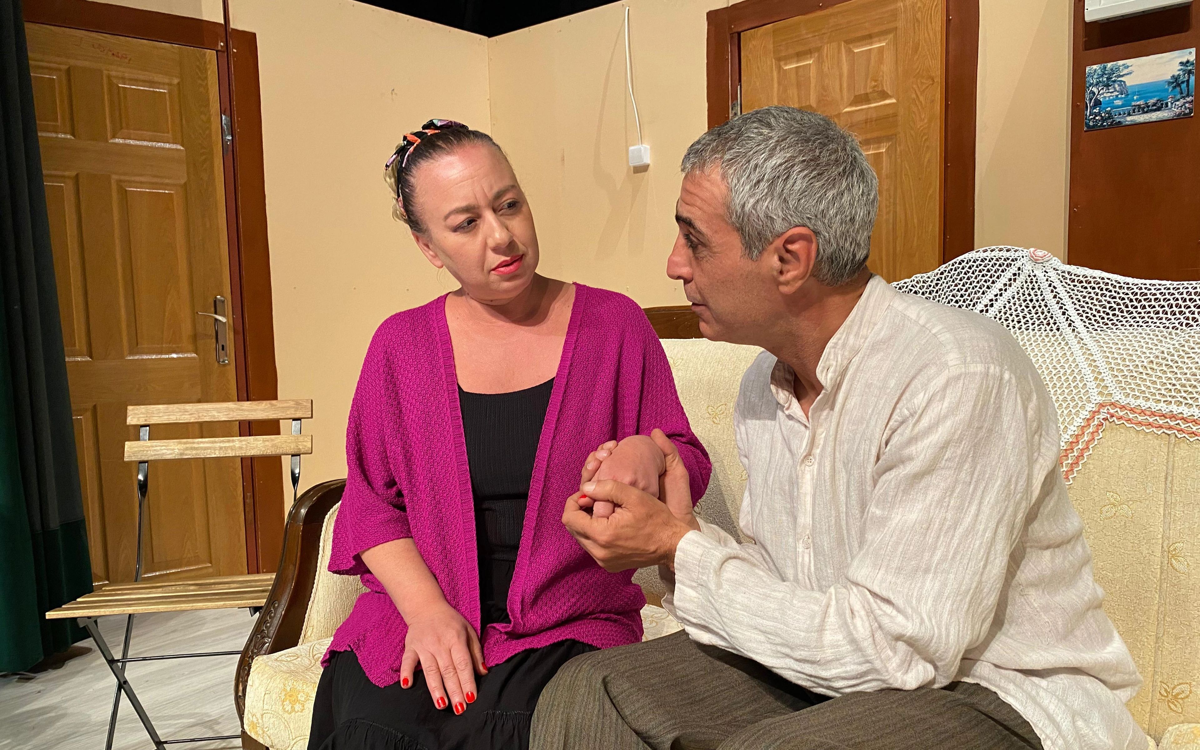 Bana Bir Şeyhler Oluyor Oyunu