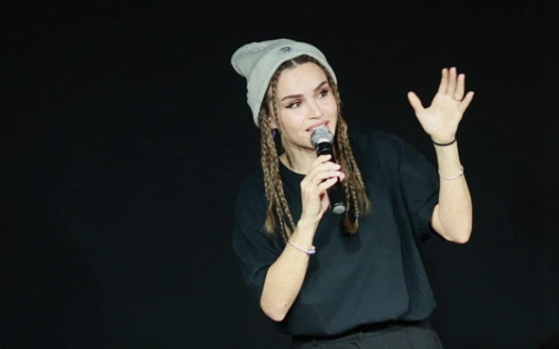 Bengi Apak - Büyülü Değil