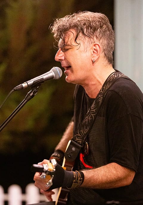 Bertuğ Cemil Akustik Öyküler