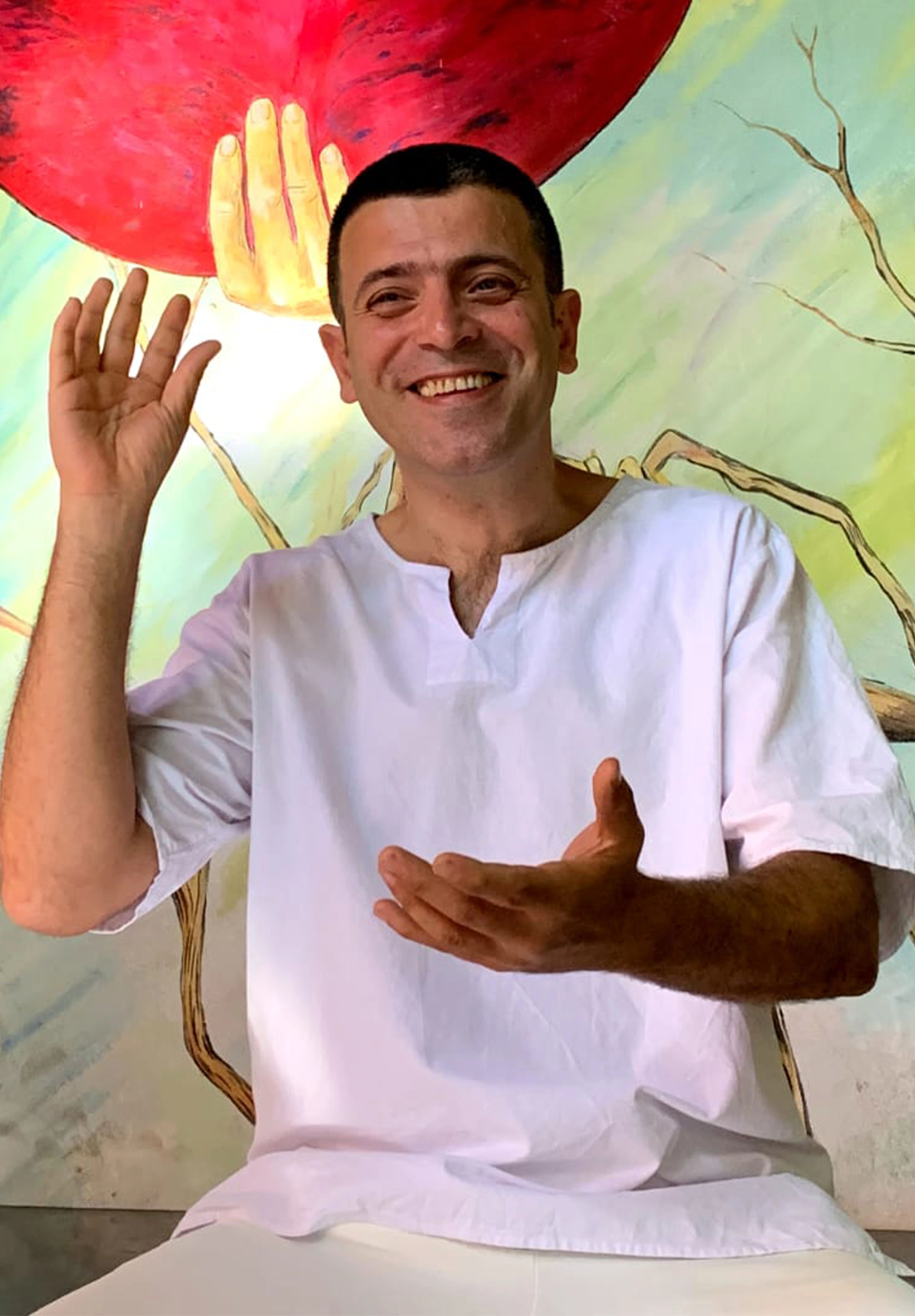 Bir Mimdir İki Mimdir