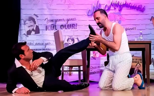 Derman Bağrı Açık Oyunu