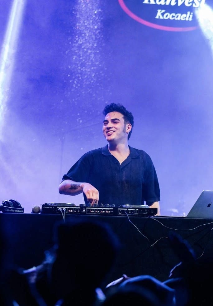 DJ Mehmet Taş 80'ler 90'lar