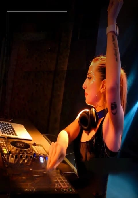 DJ Sedef Kültekin ile 90'ler 2000'ler Türkçe Pop