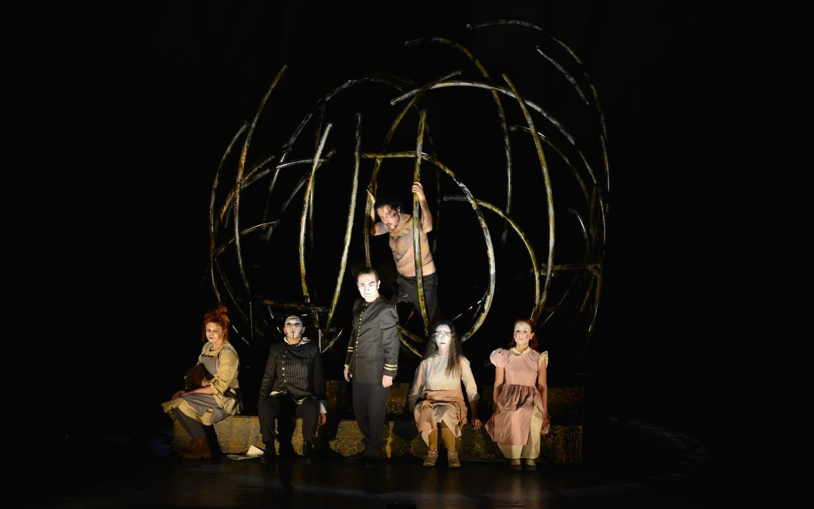 Dönüşüm - Tiyatro Kafa