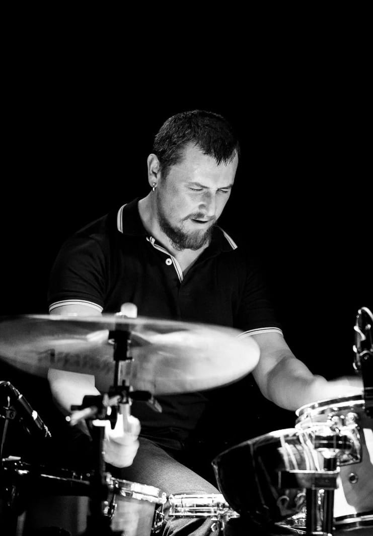 Ediz Hafızoğlu “Nazdrave”