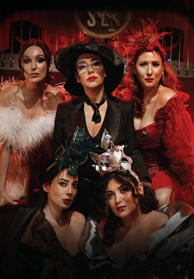 Eğlenceli Cinayetler Kumpanyası - Sette Cinayet