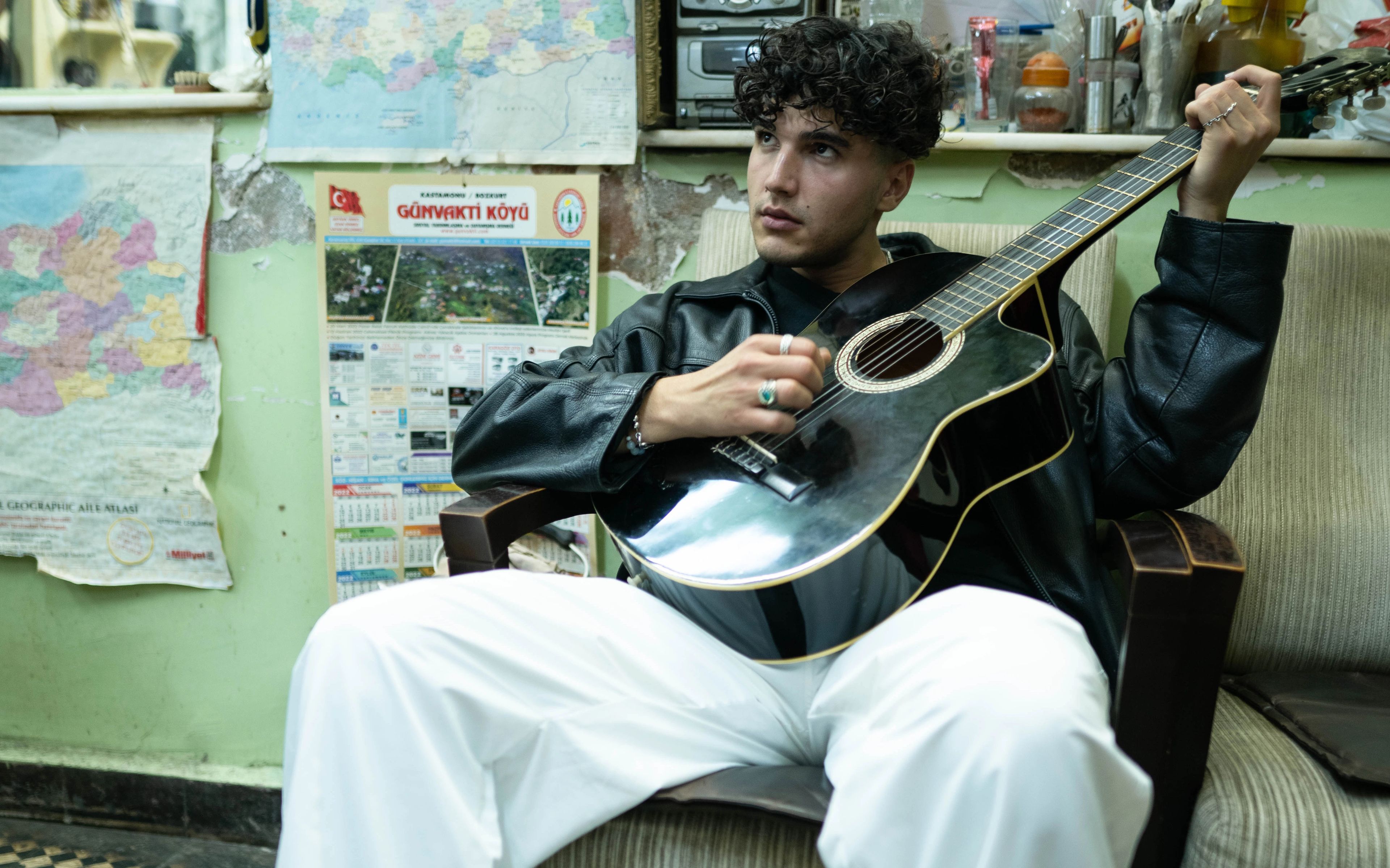 Emir Taha Akustik Konseri