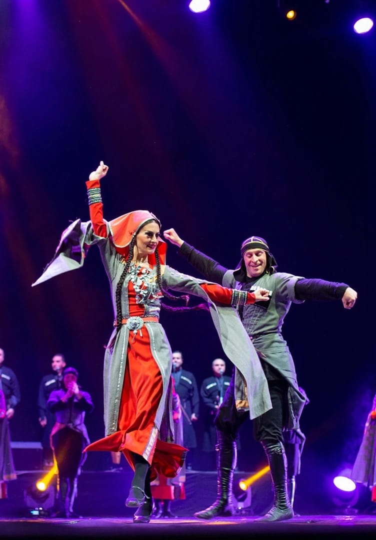 Ensemble Rustavi - Gürcistan Devlet Halk Dansları