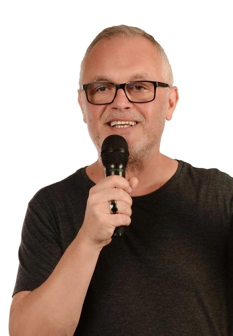 Haluk İstanbullu. “Tam Zamanında”