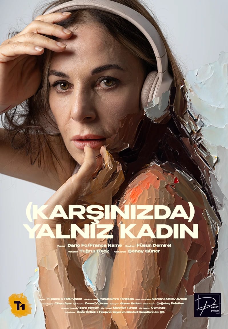 Karşınızda Yalnız Kadın