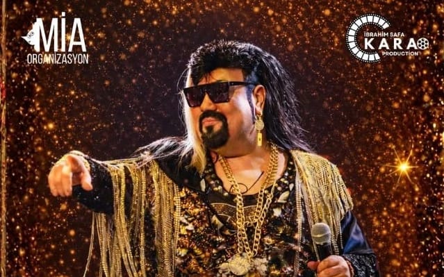 Kobra Murat ile Kadınlar Matinesi