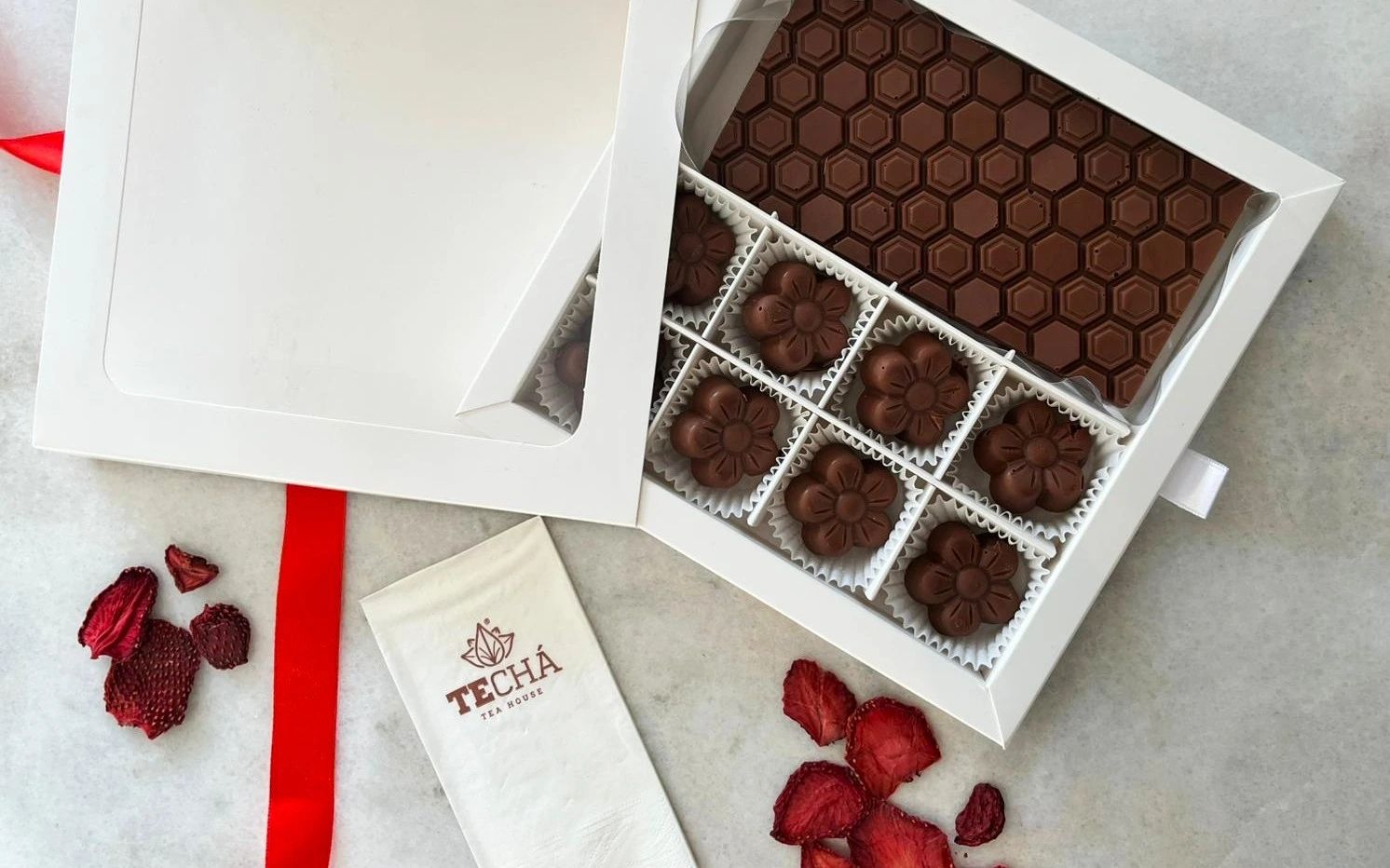 Kurumeyveli Sütlü Belçika Çikolatası Yapımı