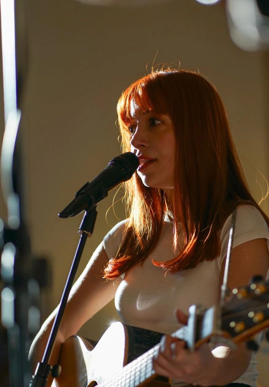 Madame Polyglotte ft. Tambouratzis