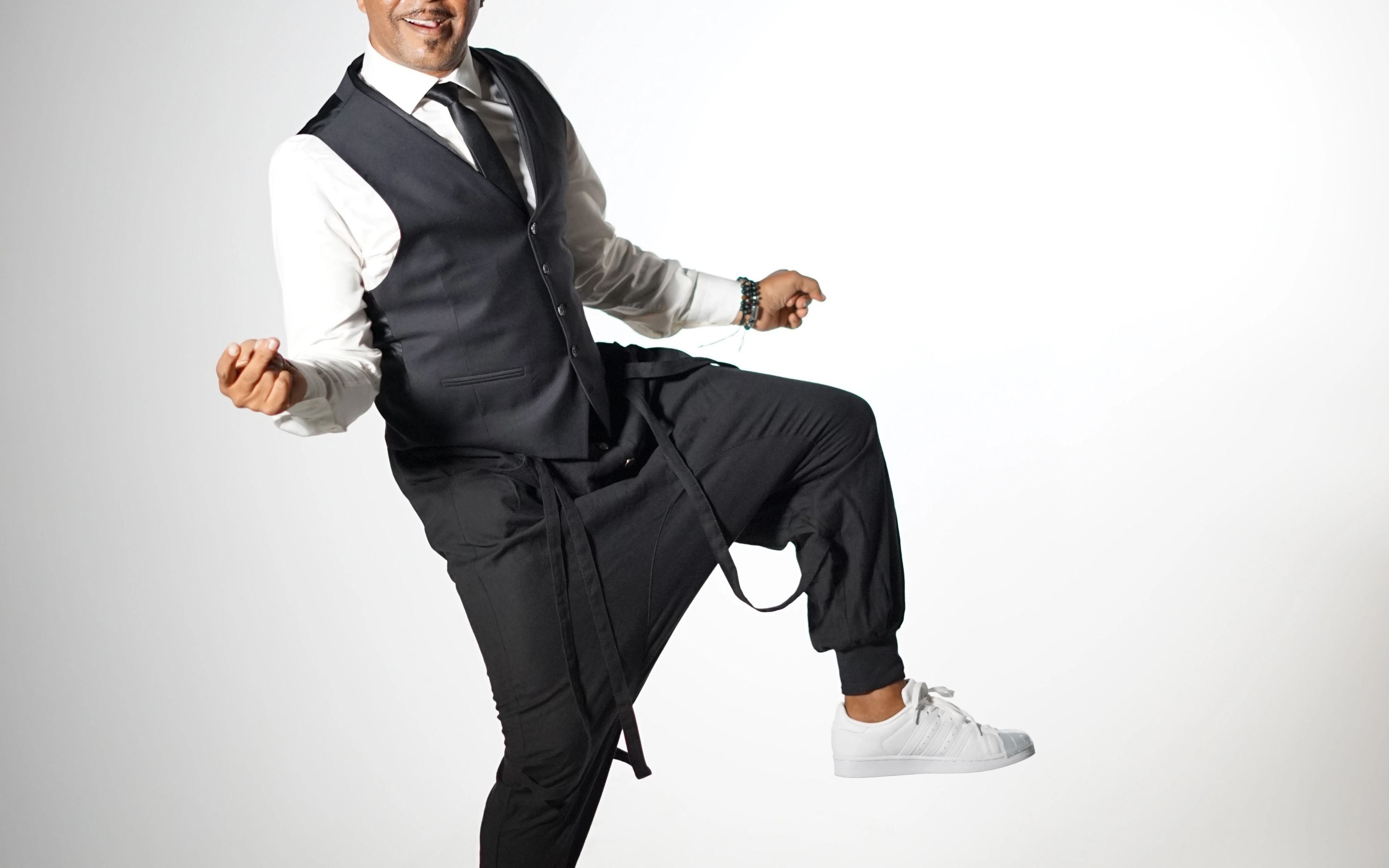 Mansur Ark İle 90'lar 2000'ler Türkçe Pop Parti