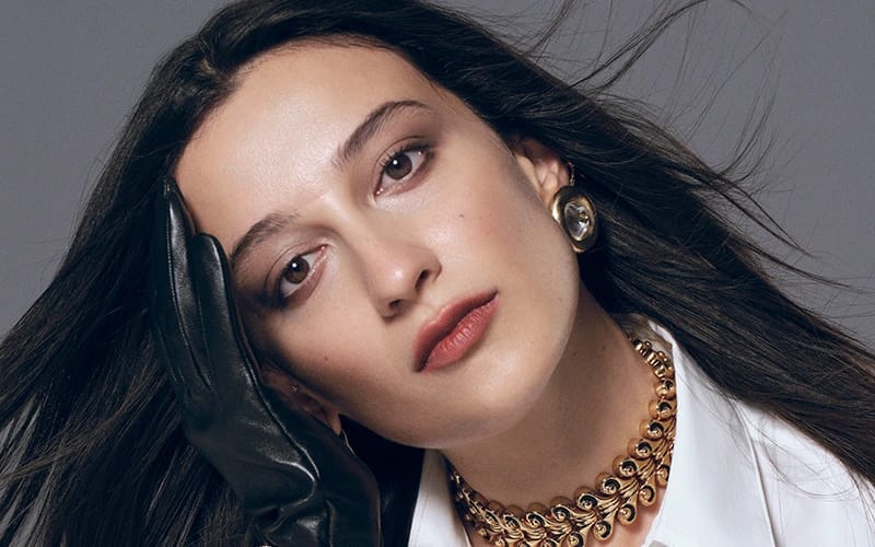 +1 Sunar: Melike Şahin - Öncesinde: Dilan Balkay