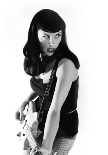 %100 Müzik Sunar: MESSER CHUPS -Öncesi: Bolo Bolo