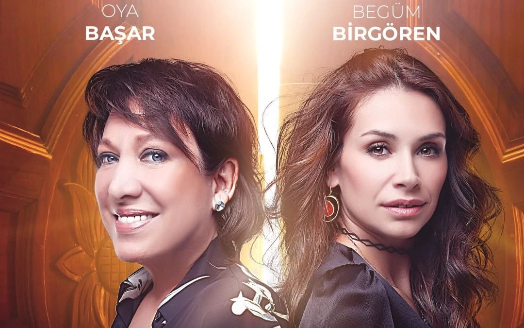 Plastik Aşklar - Oya Başar & Begüm Birgören