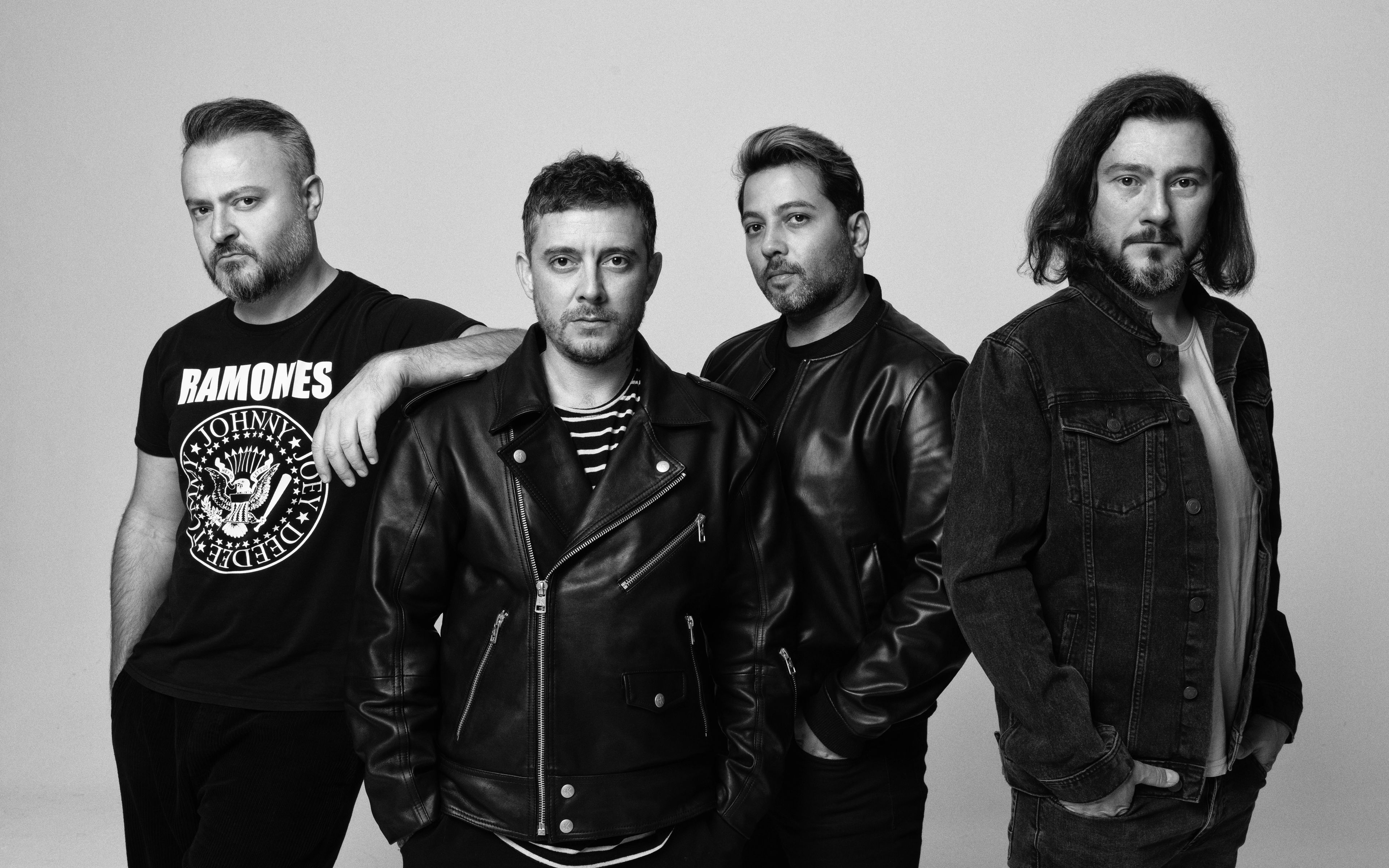 Seksendört Konseri Sevgililer Gününe Özel