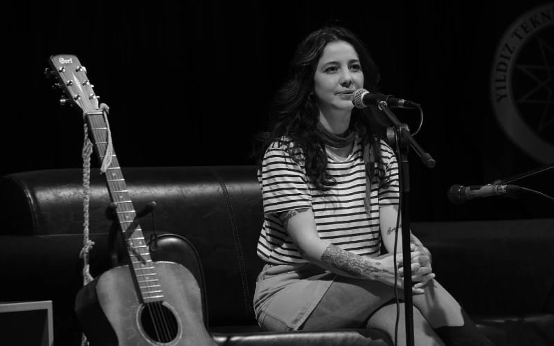 Selin Çıngır Söyleşi & Akustik Sahne