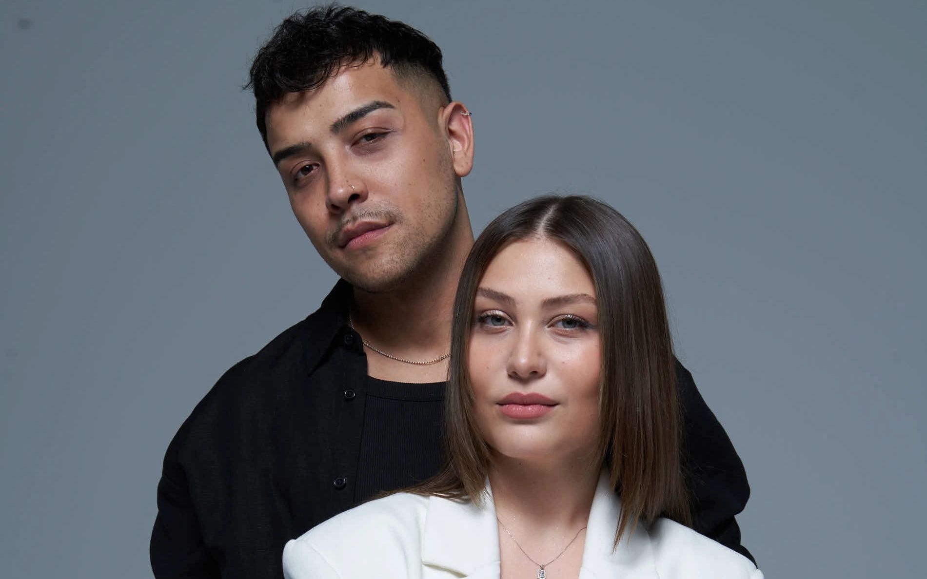 Sıla Şahin & Samet Kardeşler poster