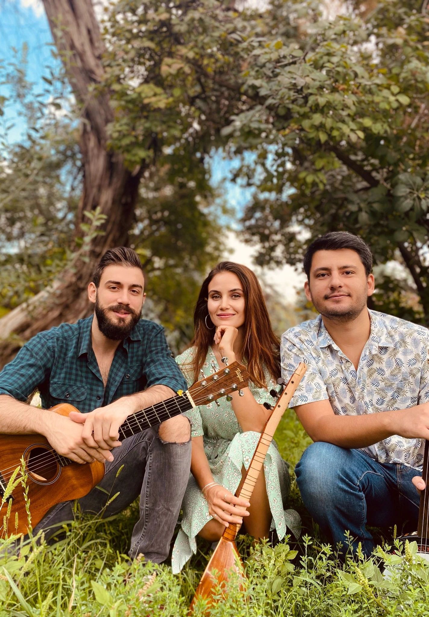 Telli Sazlar Üçlüsü