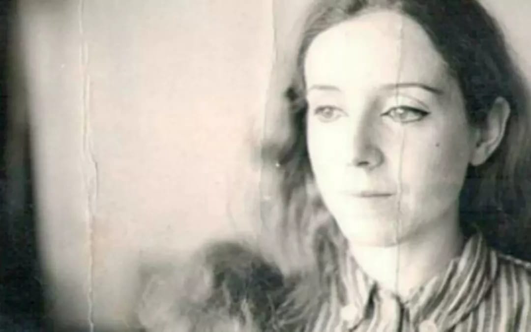 Tomris Uyar Oyunu poster