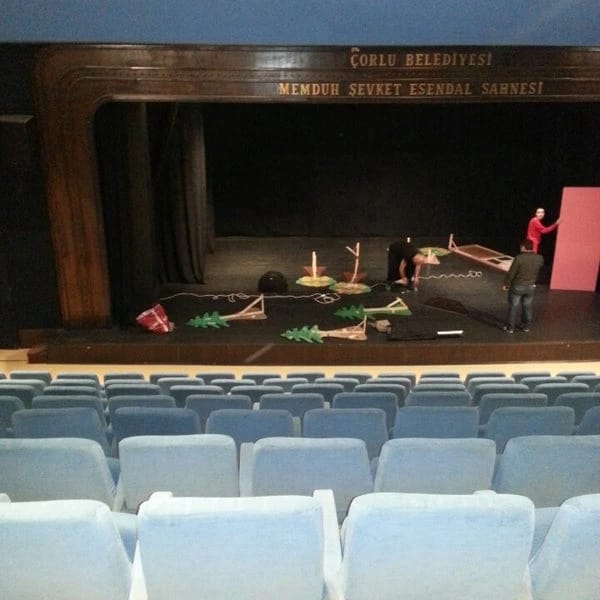 Çorlu Memduh Şevket Esendal Sahnesi Logo