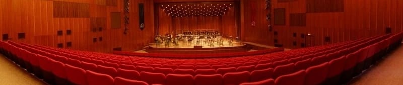 E.Ü. Konak AKM Tiyatro Salonu görseli