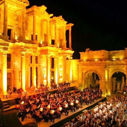 Efes Antik Tiyatro Logo