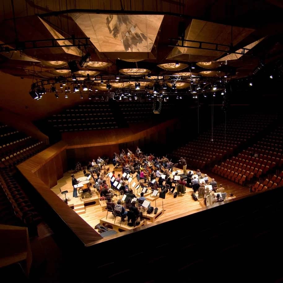 Eskişehir Yunus Emre Kültür ve Sanat Merkezi mekan logosu