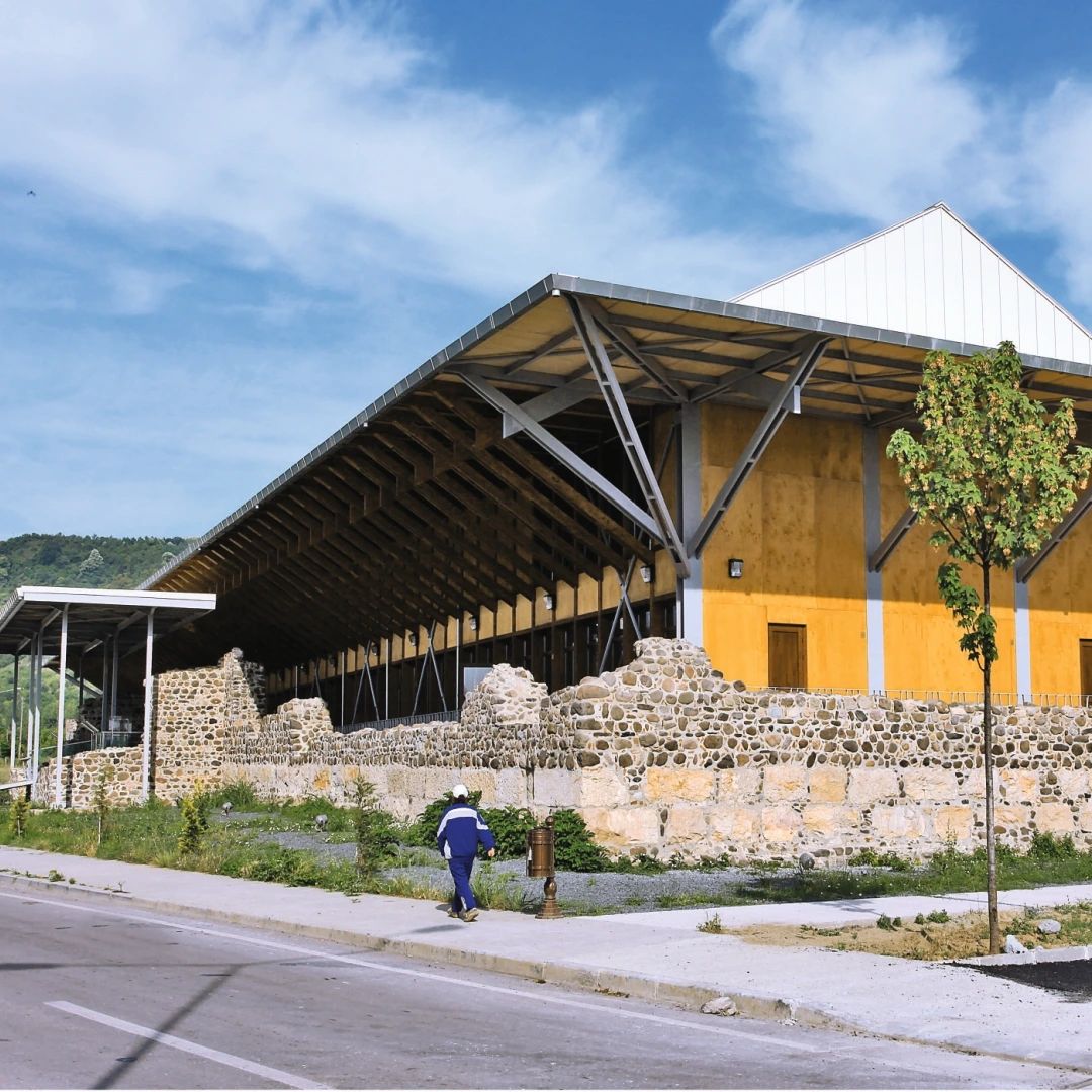 Kazıklı Kervansaray Kültür Merkezi mekan logosu