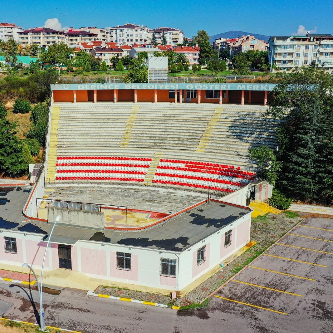 Kocaeli Derince Belediyesi Gösteri Merkezi görseli