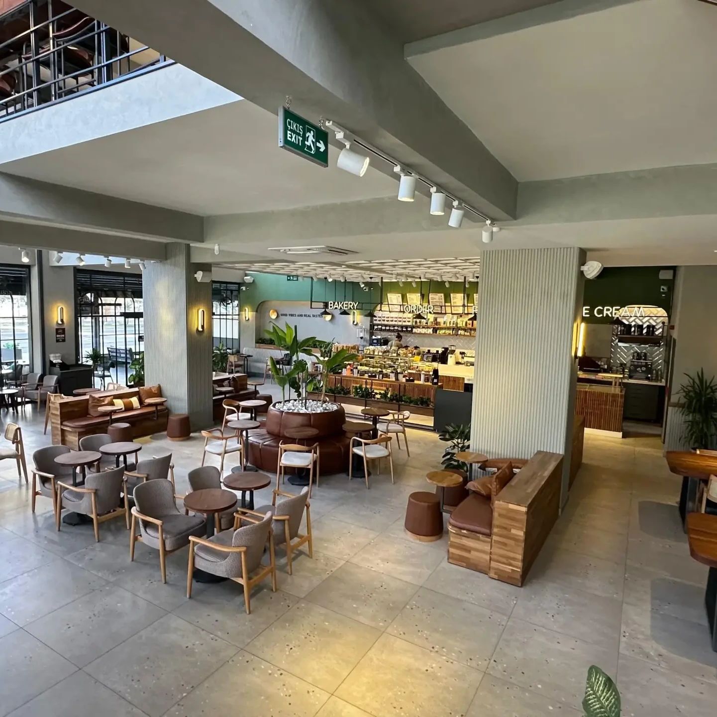 Loba Coffee & Bakery Niğde Bor Caddesi mekan logosu