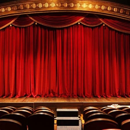 Maltepe Tiyatrosu görseli