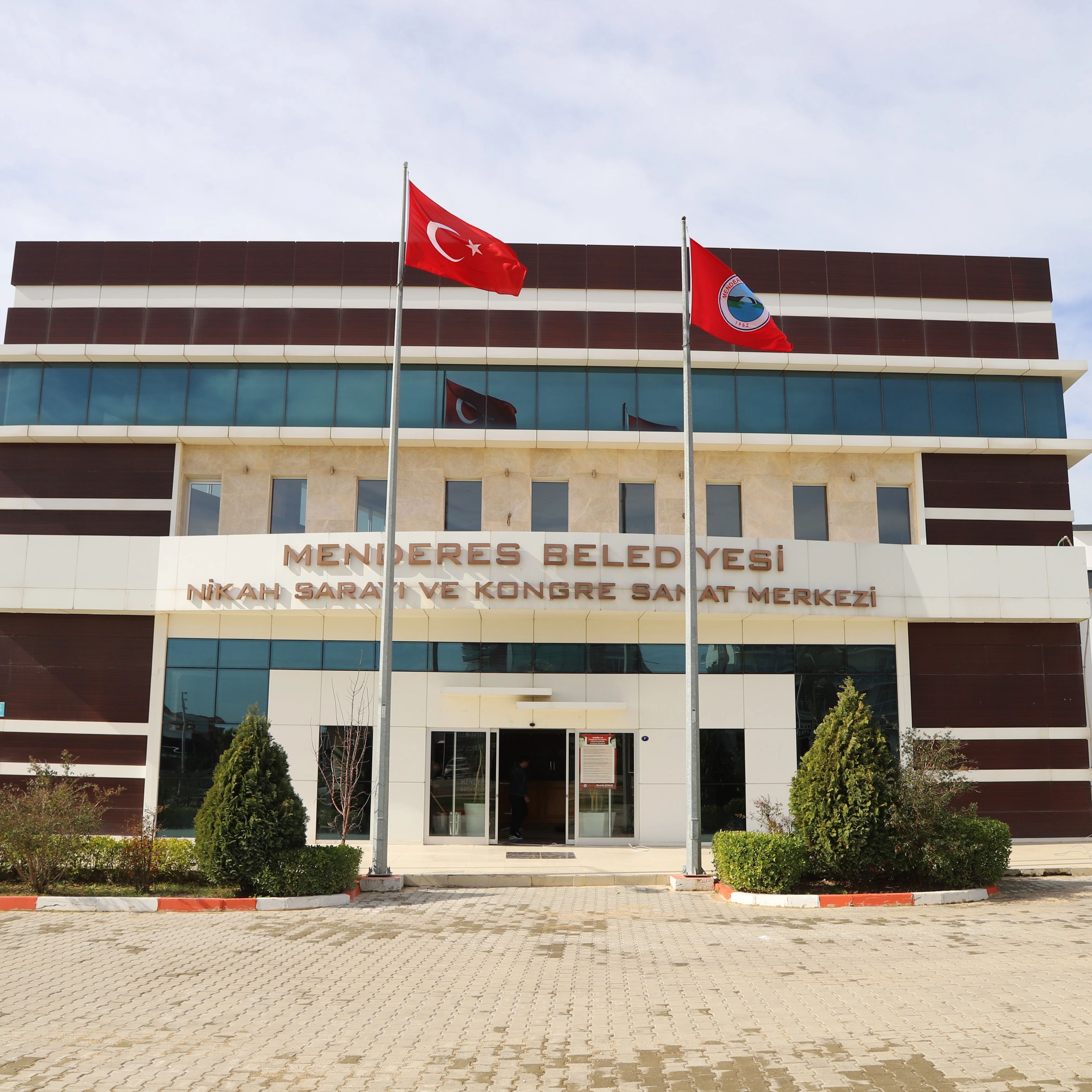 Menderes Nikah ve Kongre Merkezi görseli